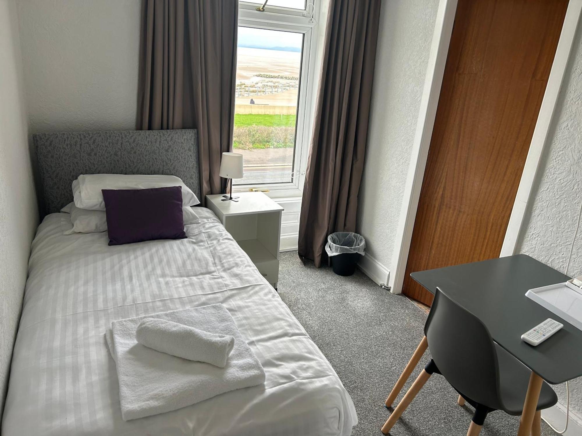 The Clifton Seafront Hotel Morecambe Exterior foto